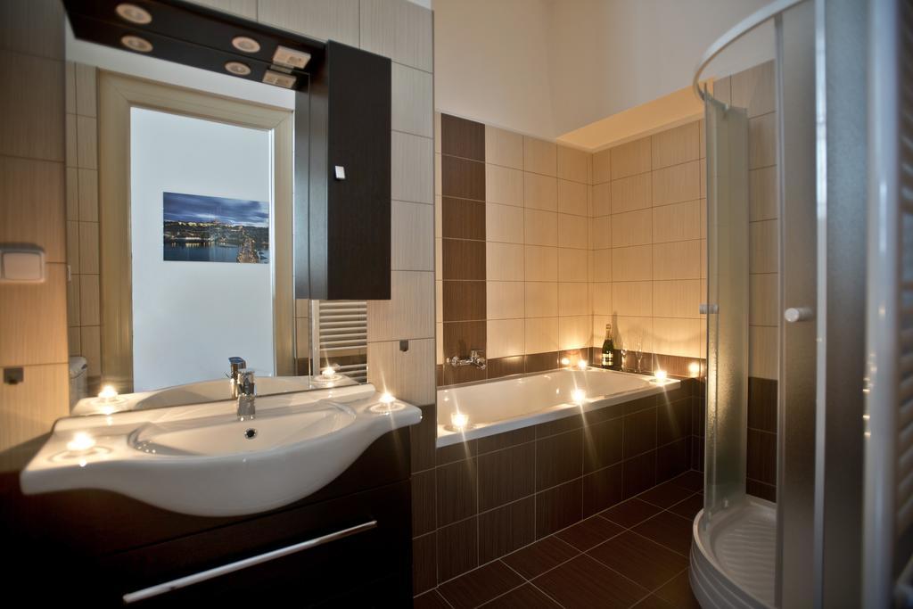 Charles IV Apartments Prague Exterior photo